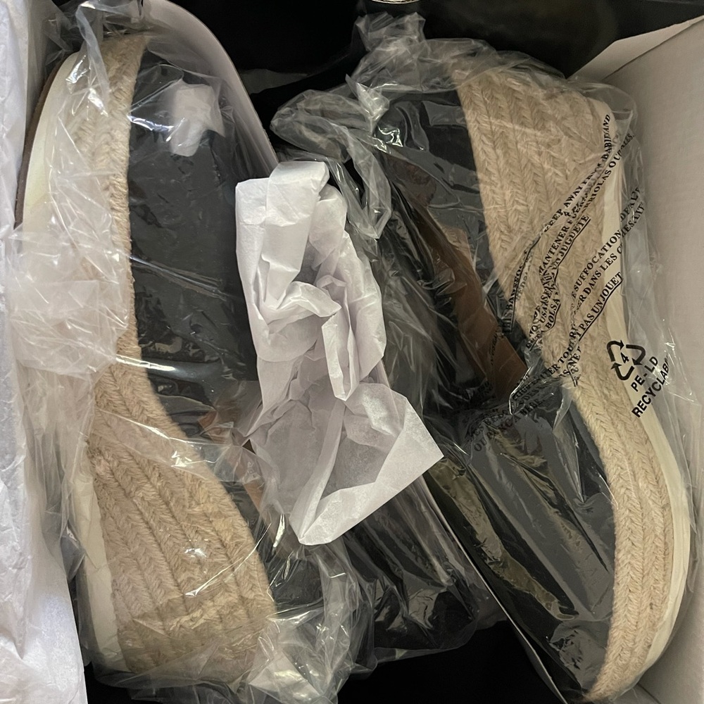 Size 13 torrid wedge espadrille
